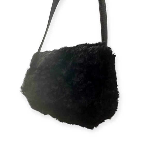 Black Curly Lamb Fur Handbag, Flap, Lizard Print Leather handle. - Picture 4 of 9